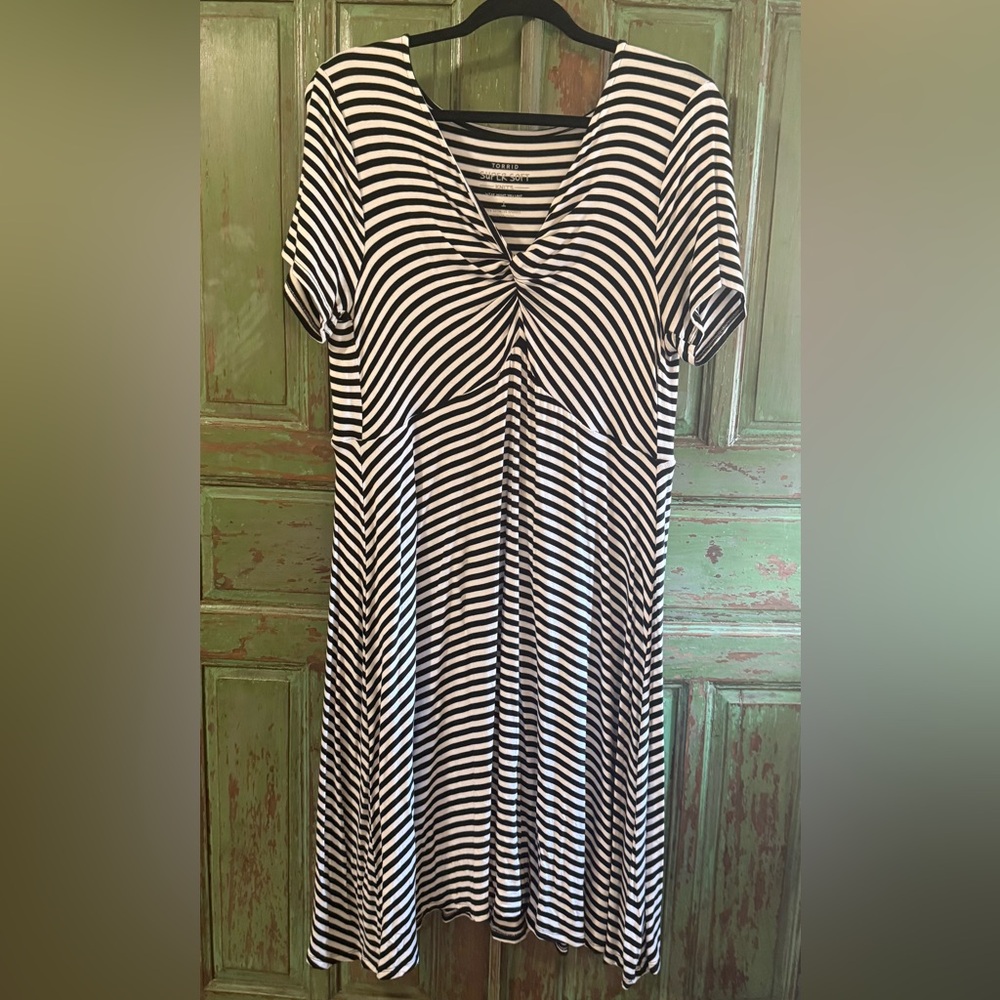 Torrid Super Soft: Black and White Striped Dress Size 1